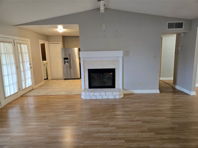 419 Woodhurst Drive, Coppell, TX 75019