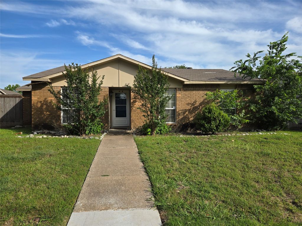 419 Woodhurst Drive, Coppell, TX 75019