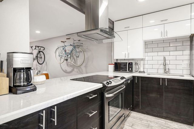 3635 E Turney Avenue Apt 14, Phoenix, AZ 85018