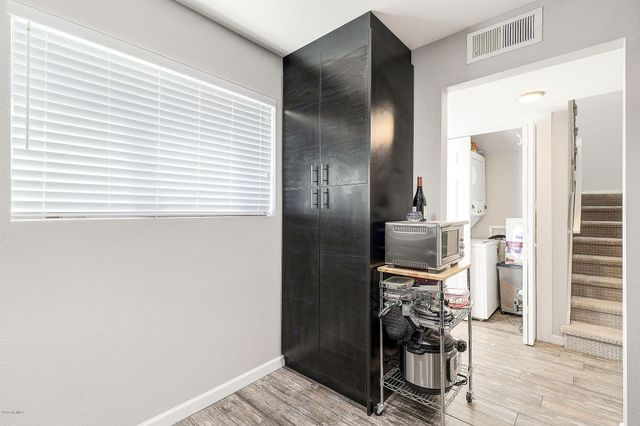 3635 E Turney Avenue Apt 14, Phoenix, AZ 85018