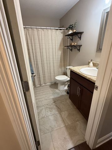 607 Hollow Crst, Clarksville, TN 37042