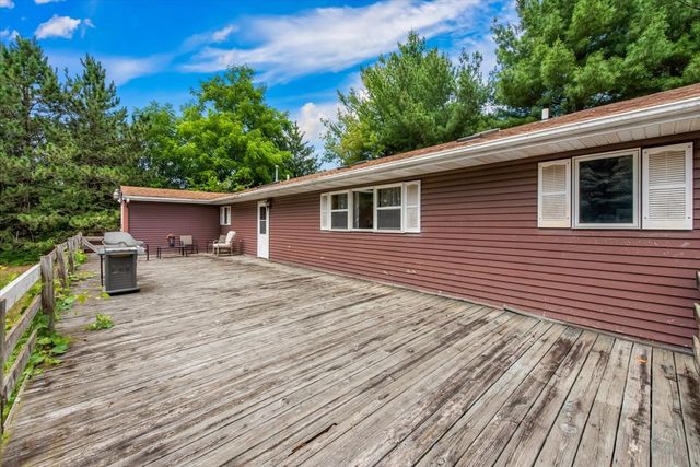 1834 Fischer Road, South Beloit, IL 61080