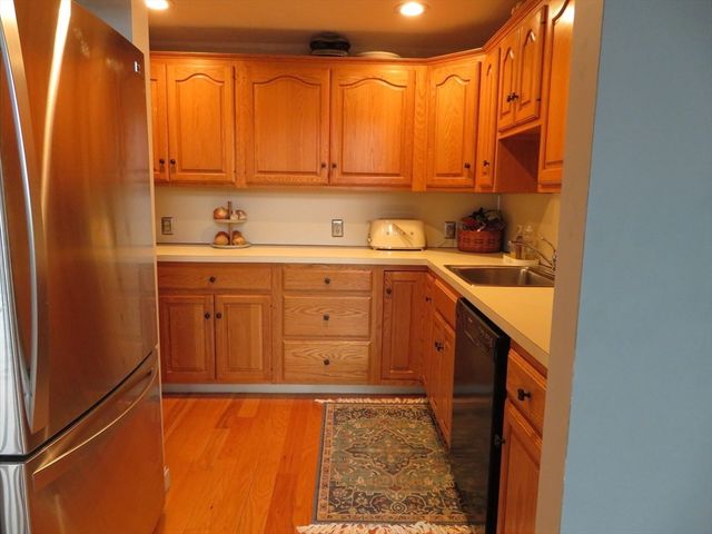 155 Kendrick Ave 502, Quincy, MA 02169