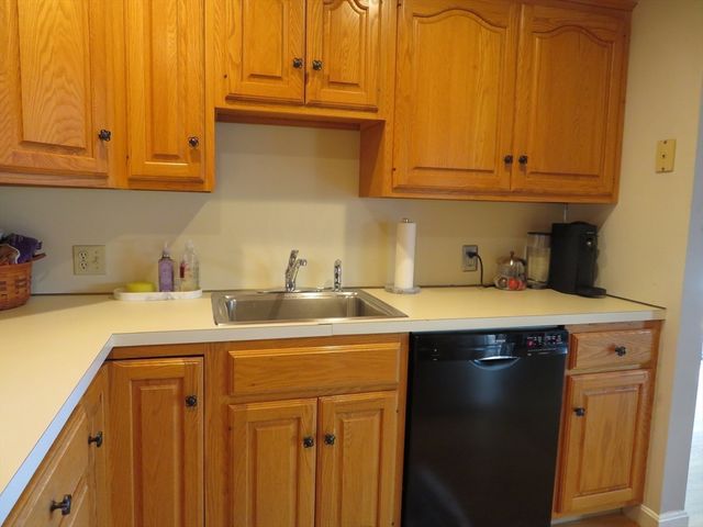 155 Kendrick Ave 502, Quincy, MA 02169