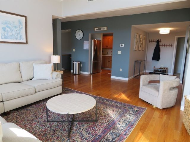 155 Kendrick Ave 502, Quincy, MA 02169