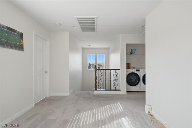 1158 Paradise River Road, Henderson, NV 89002