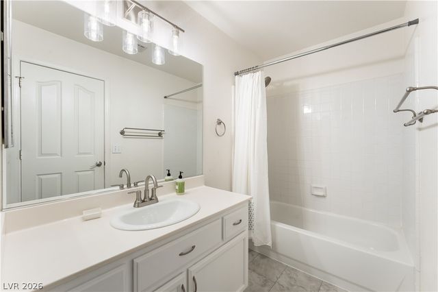 8872 Chapman Point, Las Vegas, NV 89129