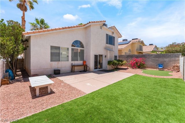 8872 Chapman Point, Las Vegas, NV 89129