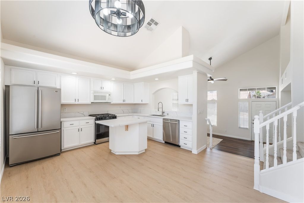 8872 Chapman Point, Las Vegas, NV 89129