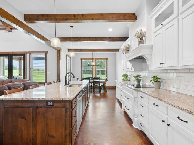 3628 S Fm 1655, Chico, TX 76431