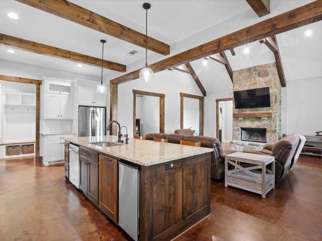 3628 S Fm 1655, Chico, TX 76431