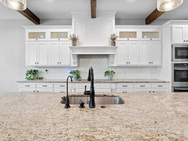 3628 S Fm 1655, Chico, TX 76431