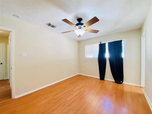 13447 Greenway Drive, Sugar Land, TX 77498