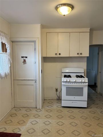 2257 Lodge Road, Flint, MI 48532