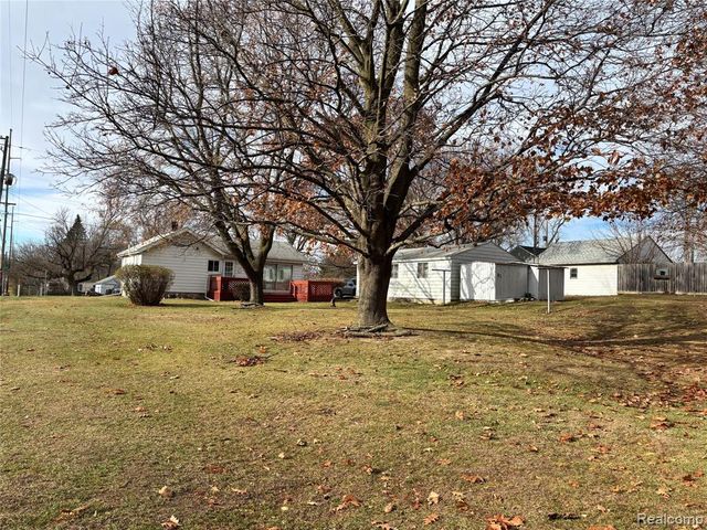 2257 Lodge Road, Flint, MI 48532