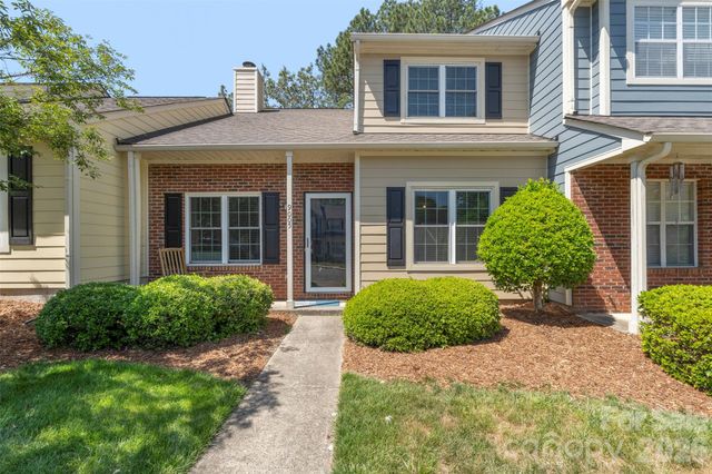 9005 Four Mile Creek Road, Charlotte, NC 28277