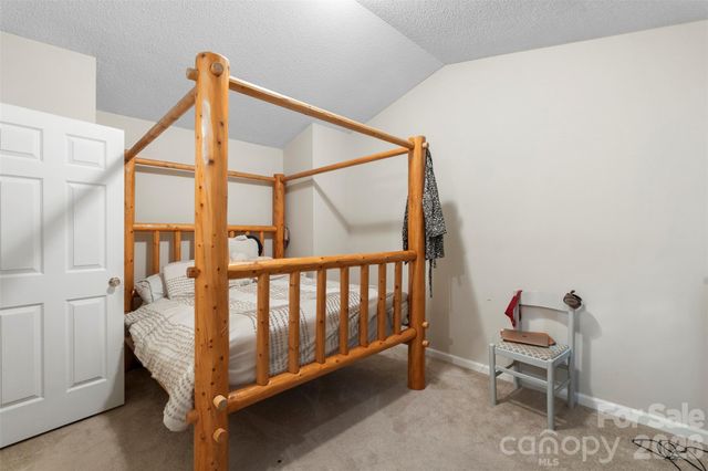 9005 Four Mile Creek Road, Charlotte, NC 28277