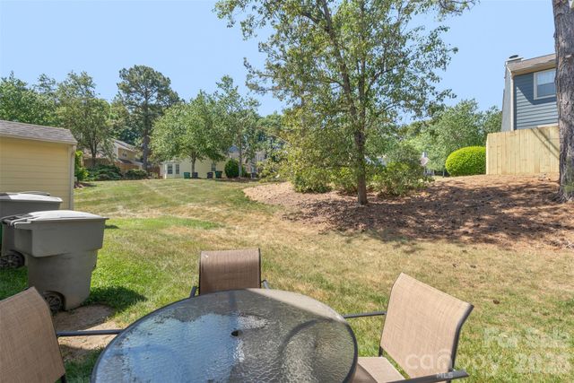 9005 Four Mile Creek Road, Charlotte, NC 28277