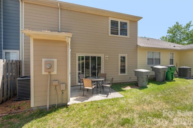 9005 Four Mile Creek Road, Charlotte, NC 28277