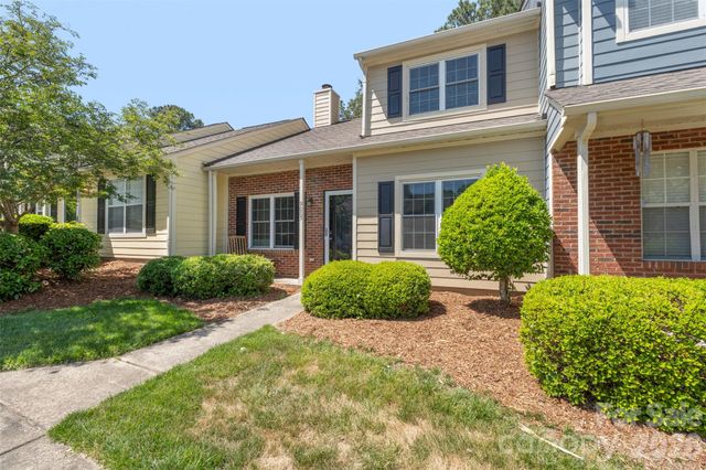 9005 Four Mile Creek Road, Charlotte, NC 28277