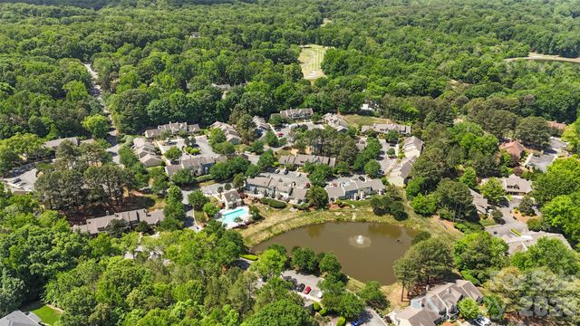 9005 Four Mile Creek Road, Charlotte, NC 28277