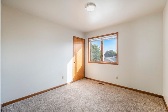 2586 Brookwood Drive, Crown Point, IN 46307