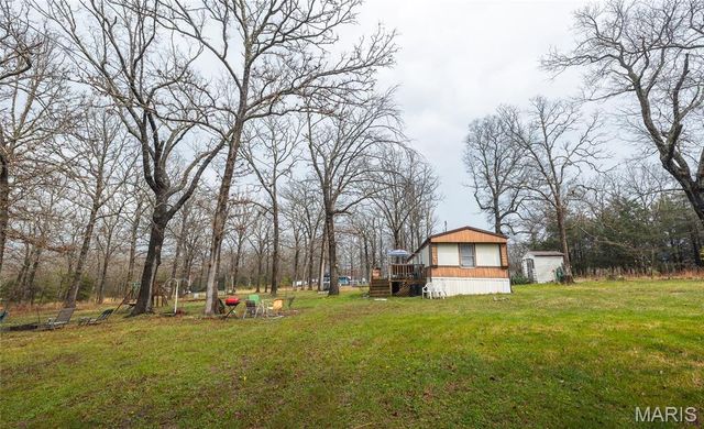 18763 State Route B, St James, MO 65559