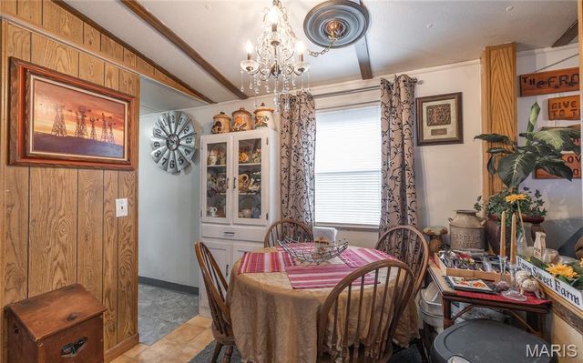 18763 State Route B, St James, MO 65559