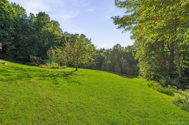 183 Lookout Pass, Stormville, NY 12582