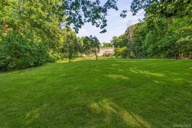 183 Lookout Pass, Stormville, NY 12582
