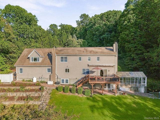 183 Lookout Pass, Stormville, NY 12582