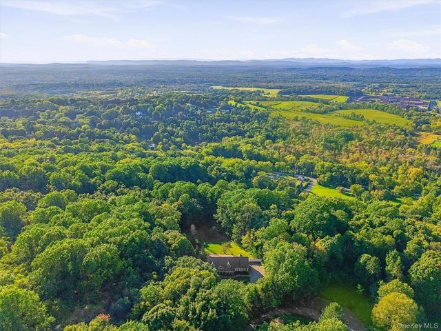 183 Lookout Pass, Stormville, NY 12582