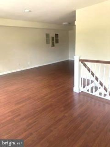 2110 STRAHLE ST, Philadelphia, PA 19152
