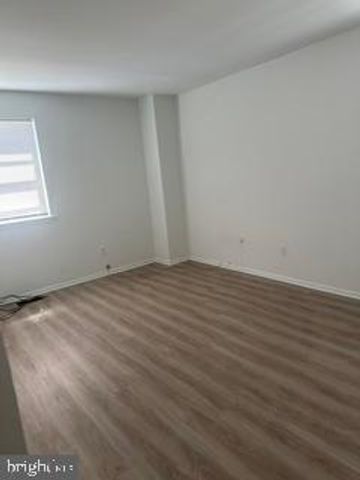 2110 STRAHLE ST, Philadelphia, PA 19152