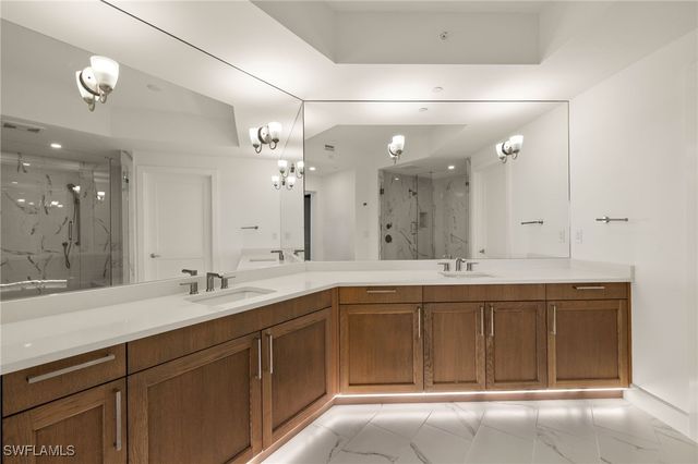 4142 Bay Beach LN 806, Fort Myers Beach, FL 33931