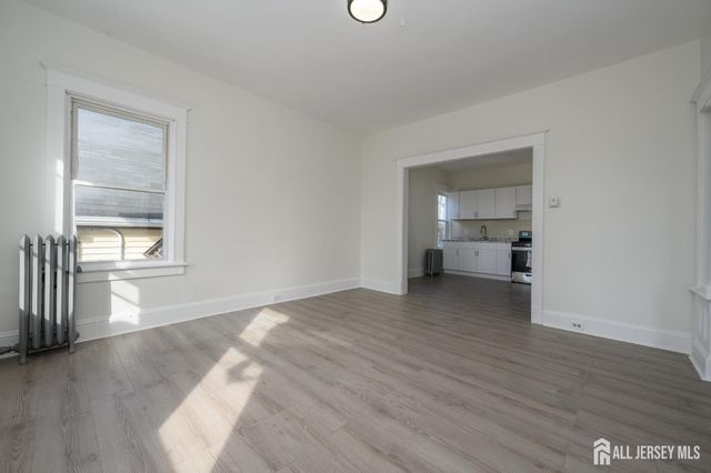 377 Delavan Street 2, New Brunswick, NJ 08901