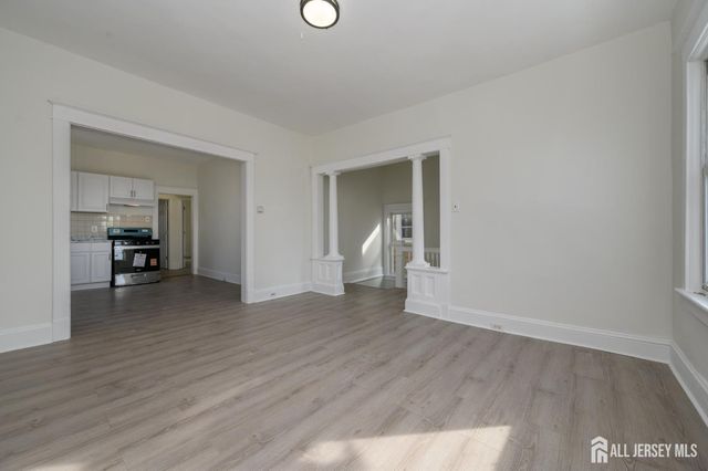 377 Delavan Street 2, New Brunswick, NJ 08901