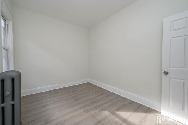 377 Delavan Street 2, New Brunswick, NJ 08901