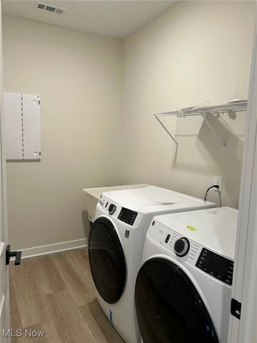 2158 Myla Way, Amherst, OH 44001