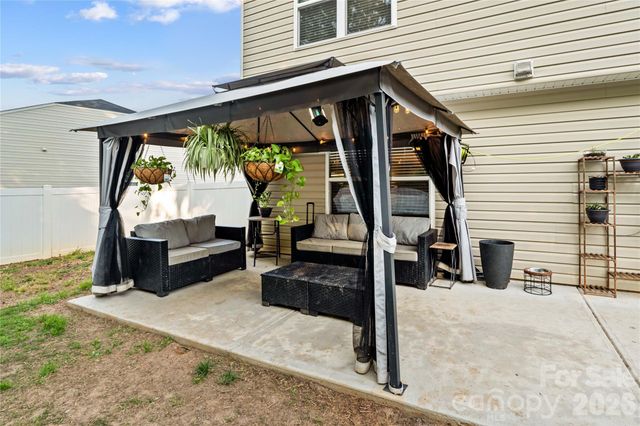 218 Valerie Drive, Lincolnton, NC 28092