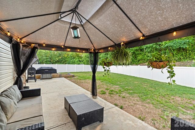 218 Valerie Drive, Lincolnton, NC 28092