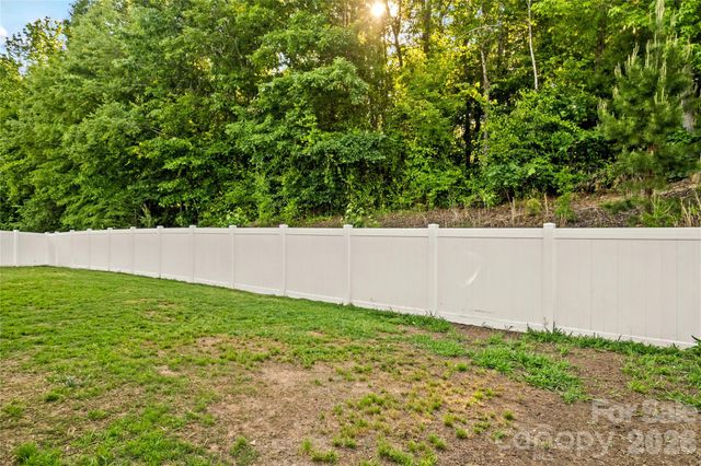218 Valerie Drive, Lincolnton, NC 28092