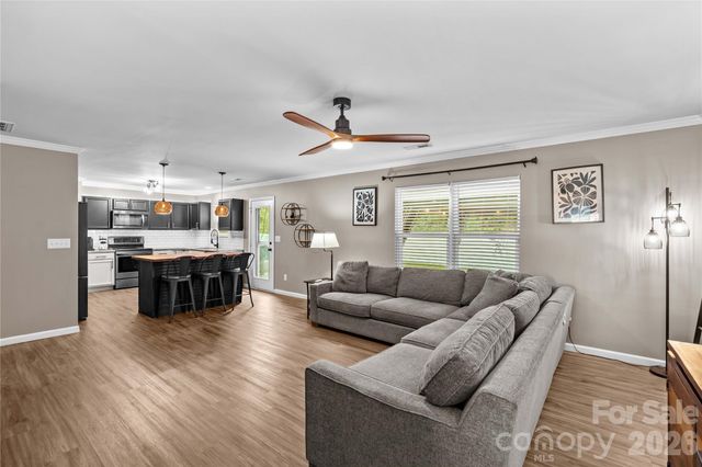 218 Valerie Drive, Lincolnton, NC 28092