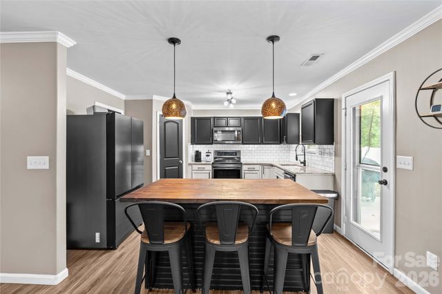 218 Valerie Drive, Lincolnton, NC 28092