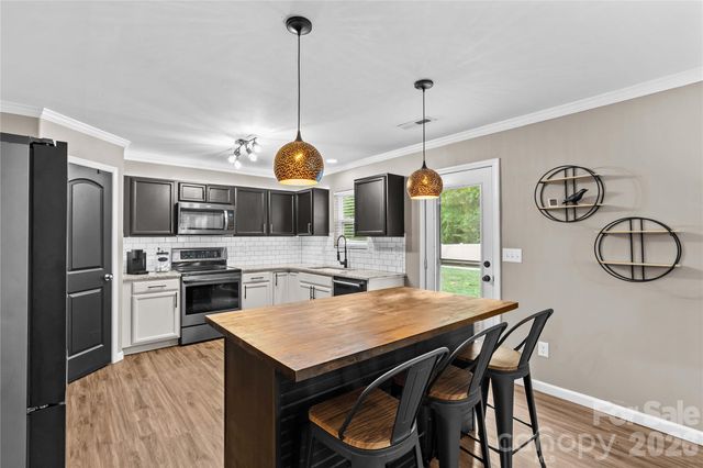 218 Valerie Drive, Lincolnton, NC 28092