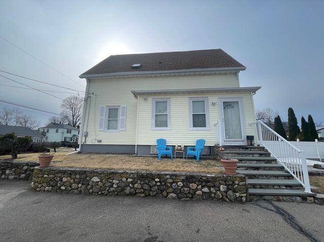 73 Lowell St, Brockton, MA 02301