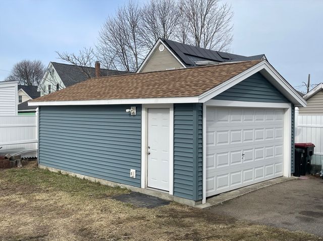 73 Lowell St, Brockton, MA 02301