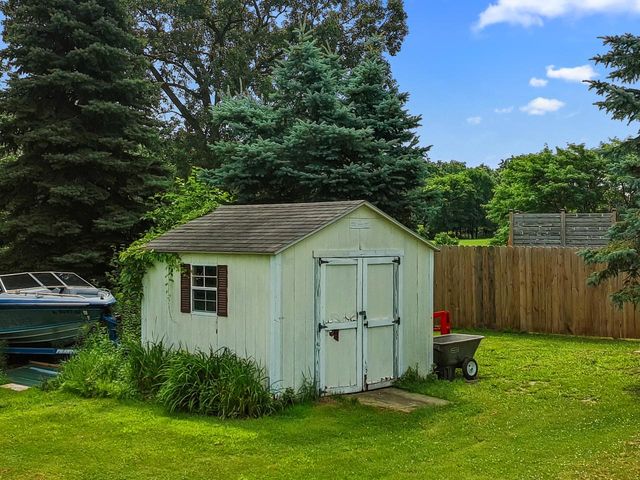 7965 Summit DRIVE, Delavan, WI 53115