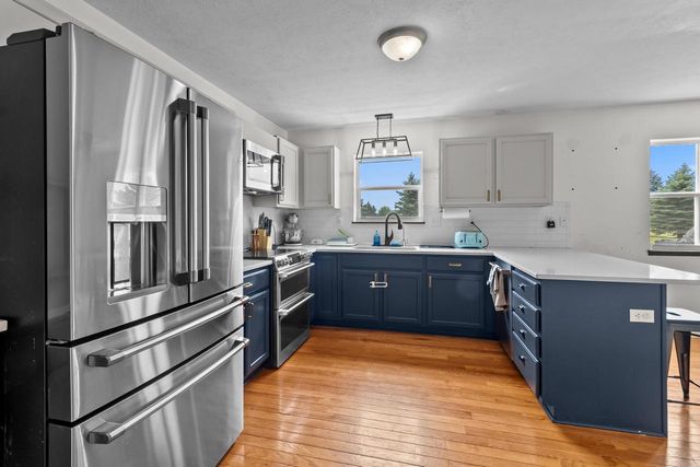 7965 Summit DRIVE, Delavan, WI 53115