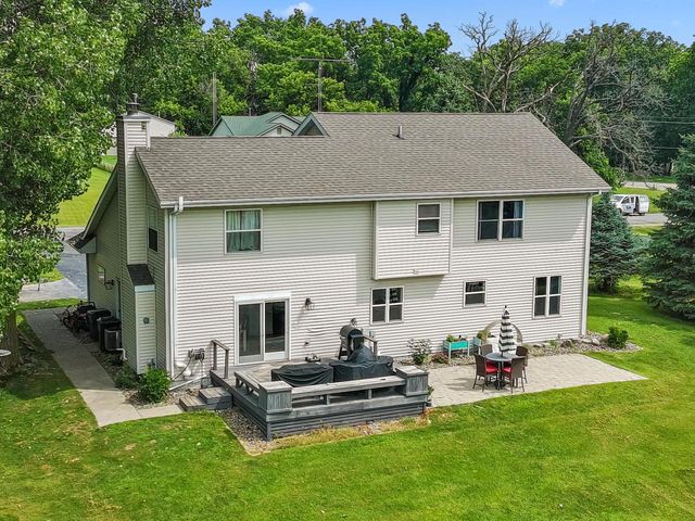 7965 Summit DRIVE, Delavan, WI 53115